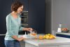 Braun CJ3000 Elektromos Citrusprés - 350 ml, Állítható Gyümölcshús Szűrő, Automatikus Indítás/Leállítás, Fehér