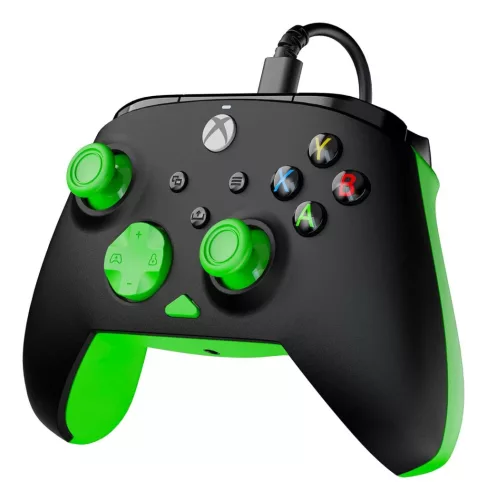 Turtle Beach Rematch Core Vezetékes Gamepad, Xbox Series X S, Xbox One, PC, USB-C, 2,5 m Kábel, D-Pad, Kettős Rezgőmotor, Fekete Zöld