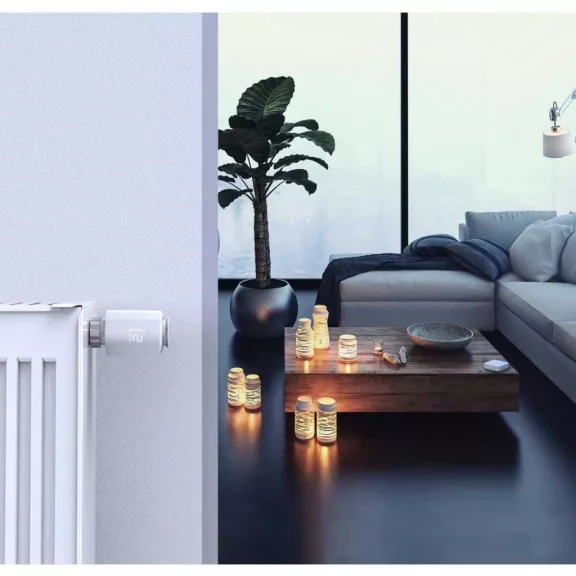 Hama 176592 Okos Radiátor Termosztát, Wi-Fi, Zigbee, Programozható, LED Kijelző, App Vezérlés, Érzékelés Ablaknyitás, Fagyvédelem, Fehér