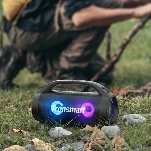 Tronsmart Bang SE Kültéri Bluetooth Hangszóró, 40 W, Sztereó, Bluetooth 5.3, 24 Óra Üzemidő, IPX6 Vízálló, LED Fény, Vállpánt