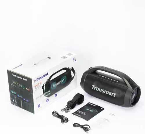 Tronsmart Bang SE Kültéri Bluetooth Hangszóró, 40 W, Sztereó, Bluetooth 5.3, 24 Óra Üzemidő, IPX6 Vízálló, LED Fény, Vállpánt