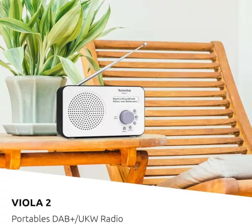 TechniSat Viola 2 Hordozható Rádió, DAB+, FM RDS, Internet Radio, LCD Kijelző, Automatikus Állomáskeresés, Elektronikus Hangerőszabályzás, Fejhallgató Kimenet, Fehér/Fekete