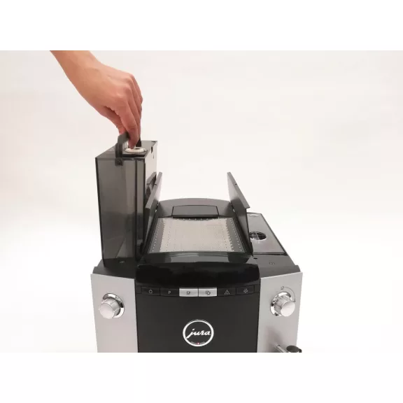 Jura Impressa F50 13235 Automata Kávéfőző, 1450 W, 230 V, 1,9 L Víztartály, 200 g Babtartály, 6 Fokozatú Kúpos Őrlő, 5–16 g, CLARIS Szűrő Kompatibilis, Platina/Fekete Jura Impressa F50 13235 Automata Kávéfőző, 1450 W, 230 V, 1,9 L Víztartály, 200 g Babtartály, 6 Fokozatú Kúpos Őrlő, 5–16 g, CLARIS Szűrő Kompatibilis, Platina/Fekete