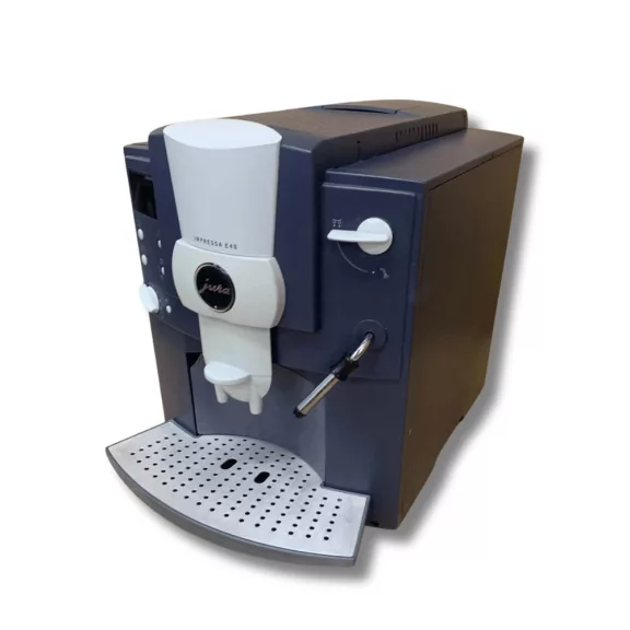 Jura Impressa E40 13071 Automata Kávéfőző, Gőz- és Forróvíz-Kifolyó, 3 Kávéerősség, 1350 W, 15 bar, 1,9 L, 200 g Jura Impressa E40 13071 Automata Kávéfőző, Gőz- és Forróvíz-Kifolyó, 3 Kávéerősség, 1350 W, 15 bar, 1,9 L, 200 g