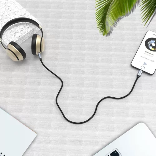 TESmart Prémium Type C - 3.5mm Audio Adapter Aux Kábel (1 méter)
